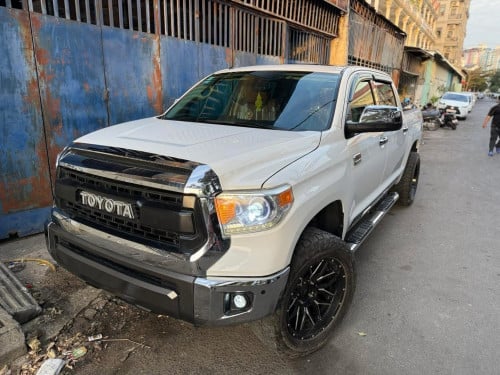 កាត់ពីរម្ចាស់ដើមកាលទិញខ្លាញ់គោ Tundra ប៉ុង2 Option 1794 Edition ជាប្រភេទមេឡាន