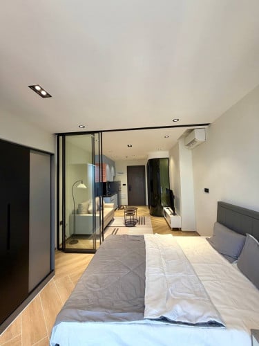 🌇 Cozy 1-Bedroom Apartment with Stunning West Views – $500/Month