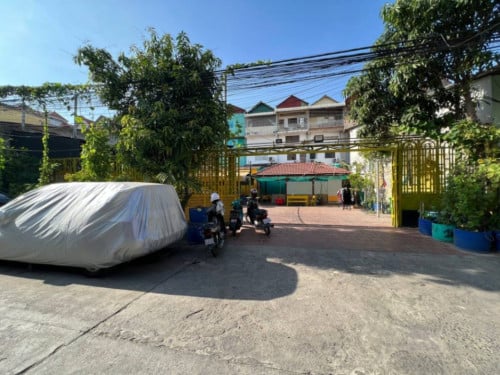 🏦House Available for Urgent Sale at a Special Price (Negotiable).