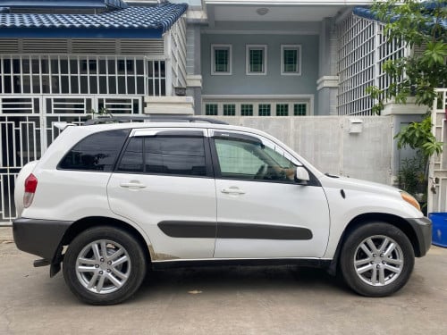 ឡាន​នៅផ្ទះ​ 👭🚘🚞☎️