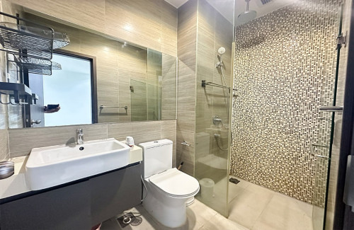1 Bedroom The Peak High Floor || 800$/Month (Nego)