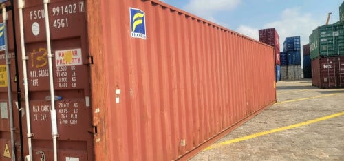 មានទូរកុងតៃន័រ 20 ទូរត្រូវការលក់ អាចទាក់ទងបាន