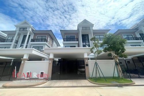 4 Bedroom Twin Villa For Rent In Peng Huoth The Star Diamond