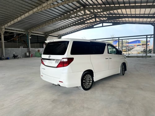 Alphard 2013 Type Gold Auto 3 ឡានថ្មីណាស់ តំលៃពិសេ