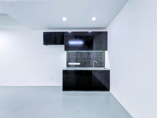Bare Unit Office For Rent