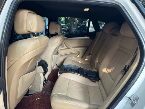 BMW X6 2011 full option ឡានថ្មីខ្លាញ់គោ