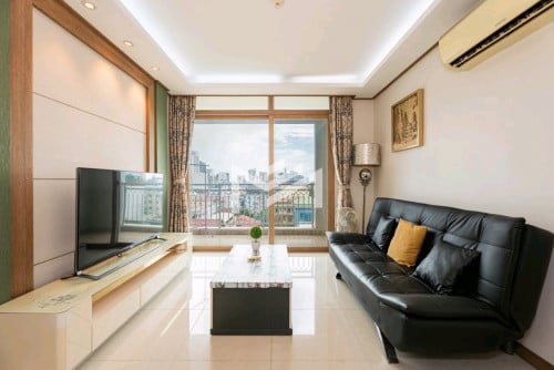 Good Deal:  1 bedroom for sale at De Castle Royal | BKK1, $99,000. (code 33861)