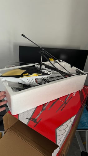 helicopter បញ្ជា​ ខ្នាត​ធំ​83cm ​ហោះបានល្អ