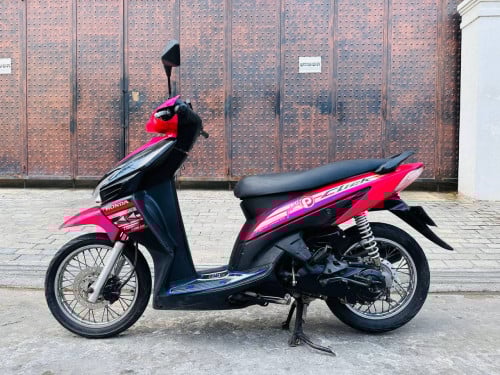 HONDA CLICK 470$ , 110cc , 2007 , Japan have lD card