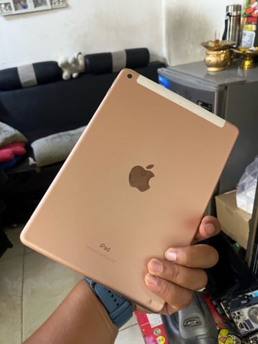 iPad 6 generation sim WiFi