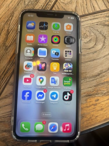 iphone 11promax 64g LLa