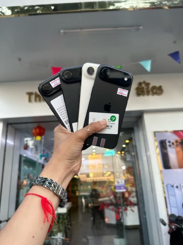 iPhone 17Ari 256G LL/A 879$