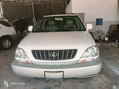 Lexuc.RX300ឡាមកុរដាស់ពន្នឆ្នាំ03ប៉ុង2ឡានខ្ចៅខ្ចង់ថ្មីអត់បុកអត់ប៉ះអត់ច្រេះ.ឡានរៀបចំរួចហើយ