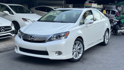 Lexus HS250h 2010 Full premium 13មុឺនmile dealer car