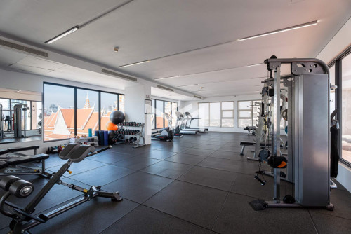 Modern 1 Bedroom Condo for RENT in Embassy Residence with Gym and Pool