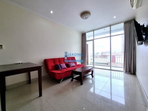 N089  | Boeng Trabek, 2 Bedrooms Apartment For Rent with Car Park