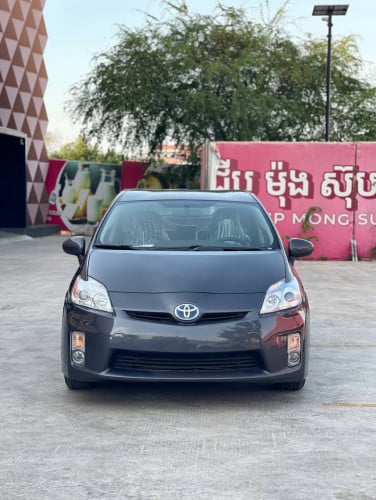 Prius 2011 Option 3 JBl មូល ពិន្ទ82ជាប់