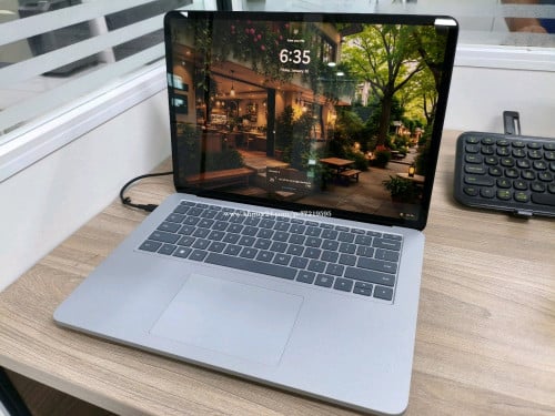 Surface Laptop Studio មួយទឹកស្អាត 99% កម្លាំងខ្លាំង Core i7 ជំនាន់ទី11 មានក្រាហ្វិកកាត RTX 3050Ti