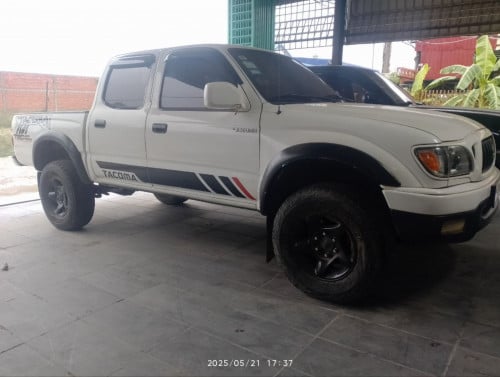 TACOMA 2002 For Rent /出租