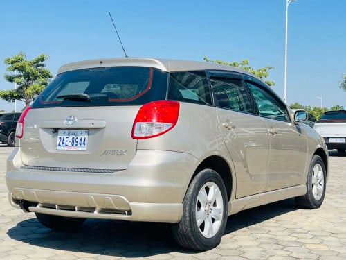 Toyota Matrix 03 full (បង់រំលស់)
