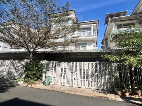 Twin villa for rent at Borey Orkide 2004