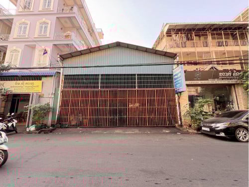 ឃ្លាំងជួលសង្កាត់ផ្សារដេប៉ូ២ ខណ្ឌទួលគោក​​ ភ្នំពេញ