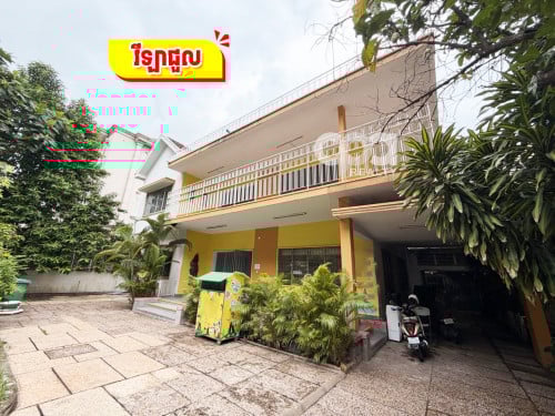 វីឡាជួលម្តុំបុរីកីឡា