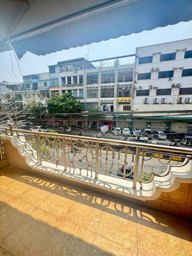 ផ្ទះលក់ផ្លូវហ្គាលដឺហ្គូល