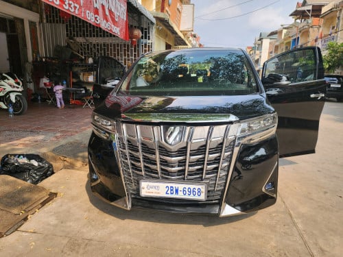 មានវ៉ៃដូរបង់រំលោះបានទើបកាត់បានធានាថ្មីទ្បើងរួច