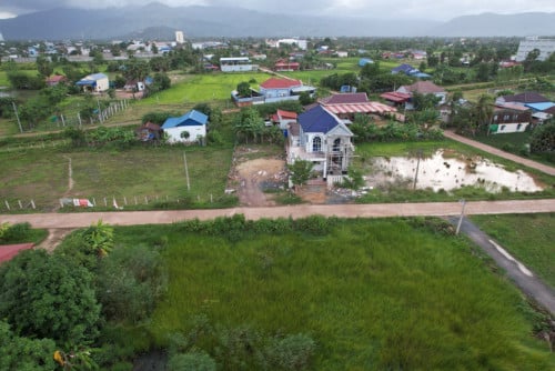 ដីក្រុងកំពតលក់