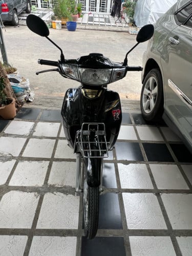 អាសង់018ក្បាលពេញ លេខភ្នំពេញ អាវស្គុតមួយជុំ មានលក់នៅហាង (សេង សុខឡា 9999)