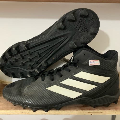 ស្បែកជើងជជុះបាល់ទាត់ តំលៃ15$