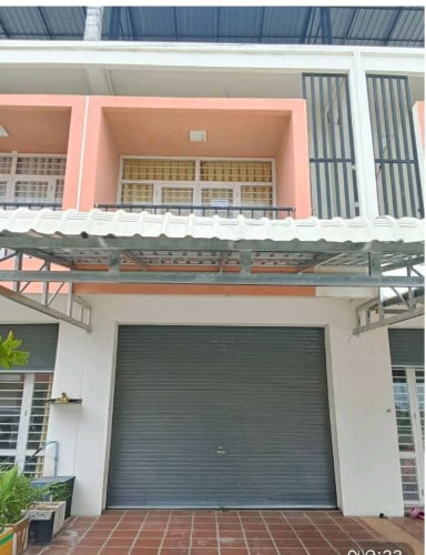 ផ្ទះជូរឈូកវ៉ា 2 តម្លៃ 150$