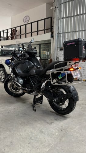 លក់ 2022 BMW R1250 GS ពណ៌ខ្មៅ ម្ចាស់ដើមផ្ទាល់