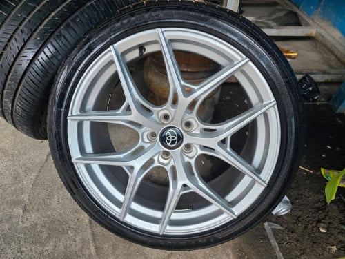 លក់យ៉ាន នៅថ្មី 98%