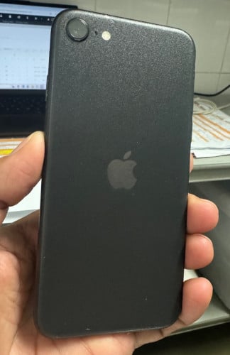 លក់ iPhone SE 64GB តម្លៃ55$ ធានាថានៅសានំ ថ្ម79%អត់មានជាប់ទាំងអស់របស់ប្រើភ្ទាល់ខ្លួន រាងកូតកញ្ចក់តិចៗ