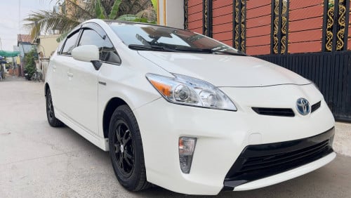 ស្តុកថ្មី Prius 2012 Option 3 Solar