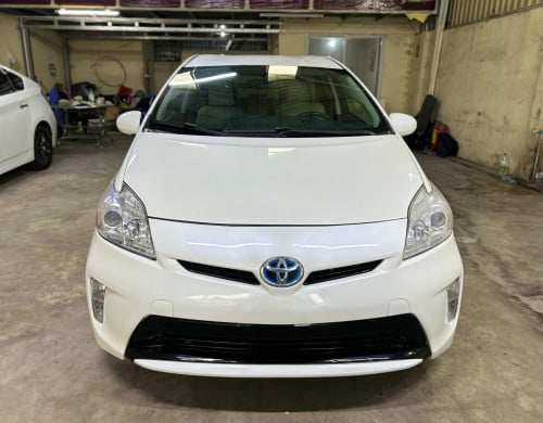 ឡានលក់🚘Toyota Prius 013 ឡានមូលអត់ប៉ះបុក អត់ច្រេះ ឡាន10មុឺនម៉ាយហ្សុីន