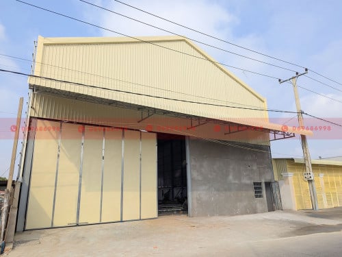 720 Sqm Commercial Warehouse For Rent On A Major Road In Russei Kaev