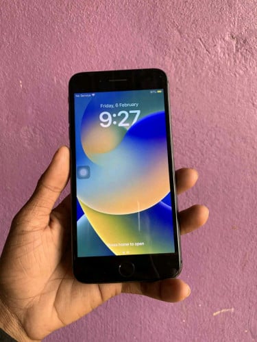 8 plus64g 98%✅ អេក្រង់ថ្មី មានស្កេន ✅ ថ្ម100% ✅