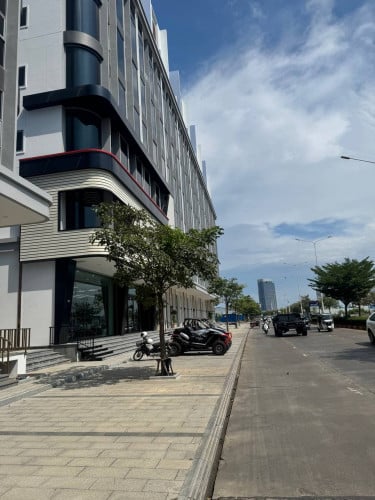 Building with Villa on Rooftop for Rent