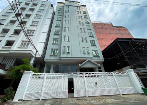 Commercial building for rent in Tuol Tumpong អគារសម្រាប់ជួល នៅទួលទំពូង