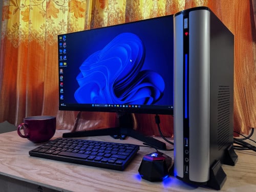 Desktop AIO Intel Core-i5 7th = 145$