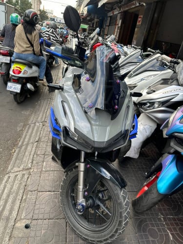 Honda ADV150 2021 មួយទឺក​ ស្លាកលេខ នៅខ្ចីស្អាត មានគ្រឿងលេងច្រើន