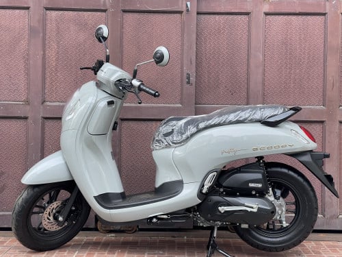 Honda Scoopy ឆ្នាំ2024   ម៉ូតូថ្មីក្រដាសពន្ធ ម៉ូតូស្អាតដូចថ្មី💯💯