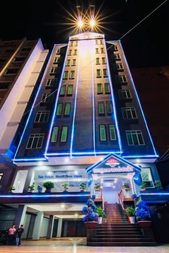 Hotel for rent or sale