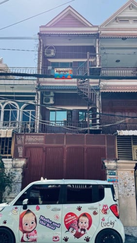 House for rent at BKK3