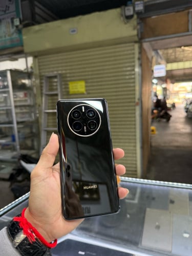 Huawei Mate50pro 256G Ram8G Sim2 ម៉ាសុីនអេក្រង់ស្រុីន