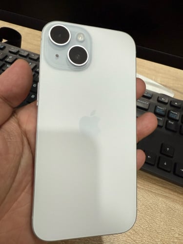 iPhone 15 128g KH/A ប្រេី​បាន​ធម្មតា​ស្អាត​ 95%តម្លៃ​400$ 