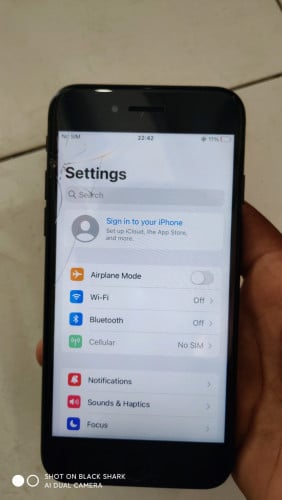 iPhone 7G បែកកញ្ចក់ដូចរូប